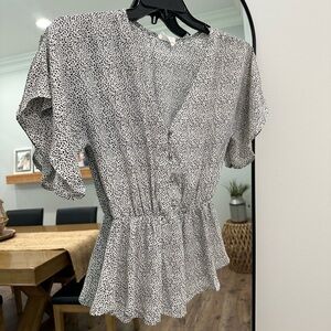 Animal print flowy top